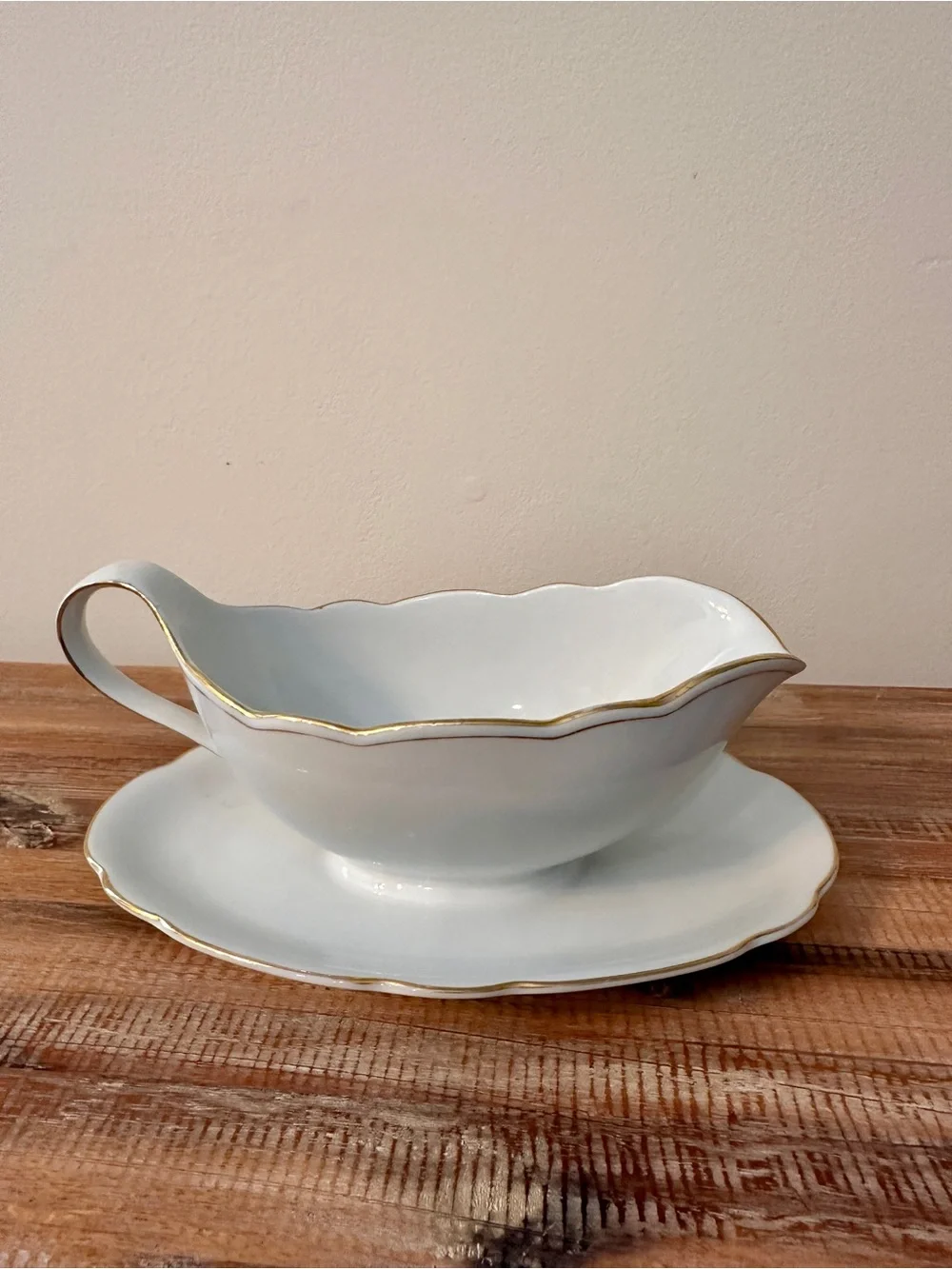 Vintage Retsch Wunsiedel Bavaria Gravy Boat Attached Underplate Gold Trim